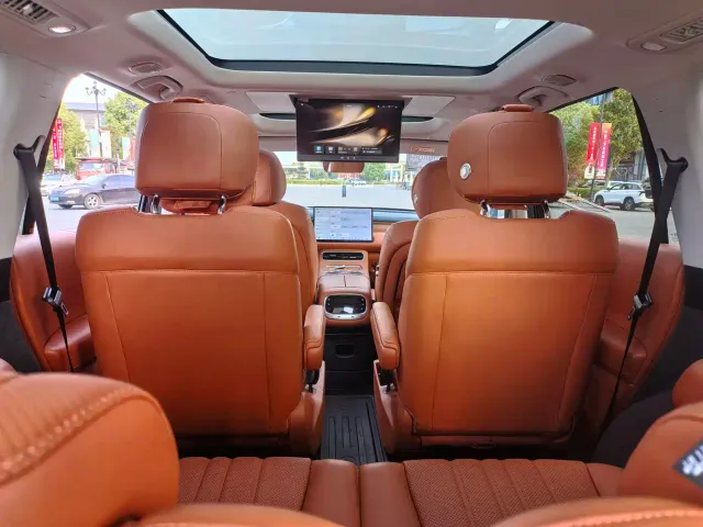 GAC Trumpchi Xiangwang S9 — Фото автомобиля 14