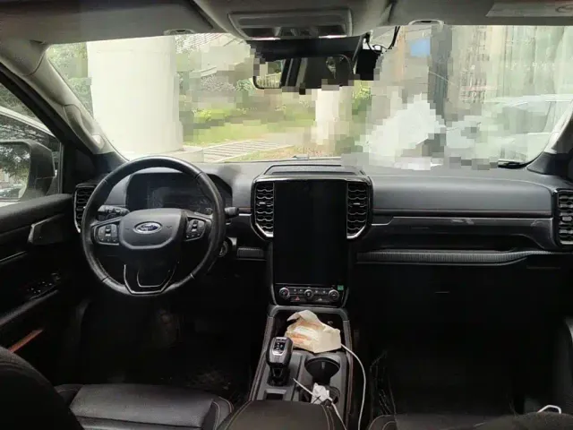 Ford Ranger — Фото автомобиля 12