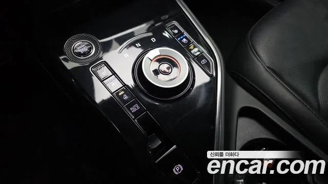 Kia Niro The All New Niro Signature — Фото автомобиля 7