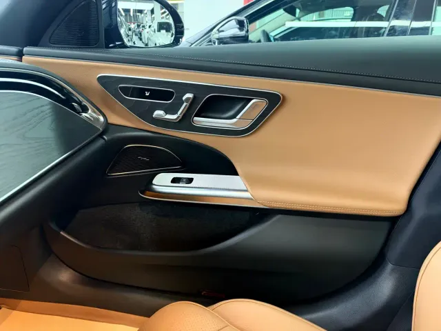 Mercedes-Benz E-Class — Фото автомобиля 9