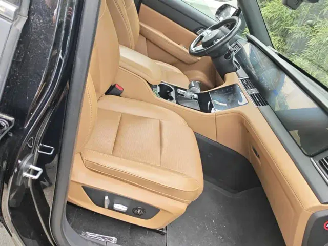 Li Auto ONE — Фото автомобиля 8