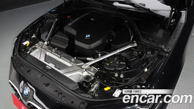 BMW 4 Series G22 — Фото автомобиля 9