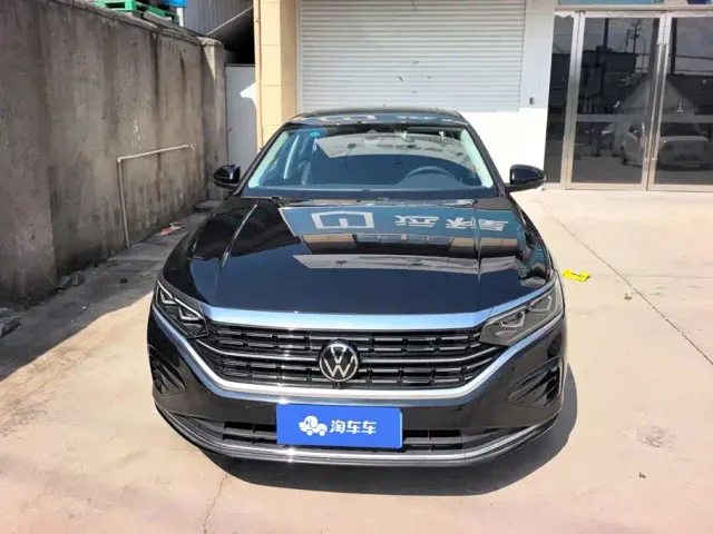 Volkswagen Passat — Фото автомобиля 2