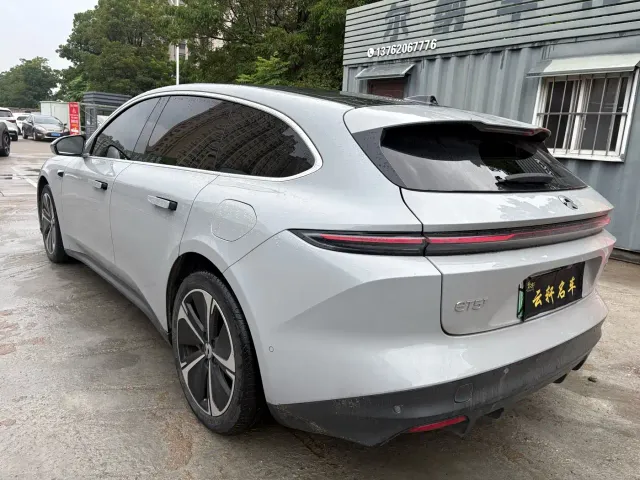 Nio ET5 Touring — Фото автомобиля 4