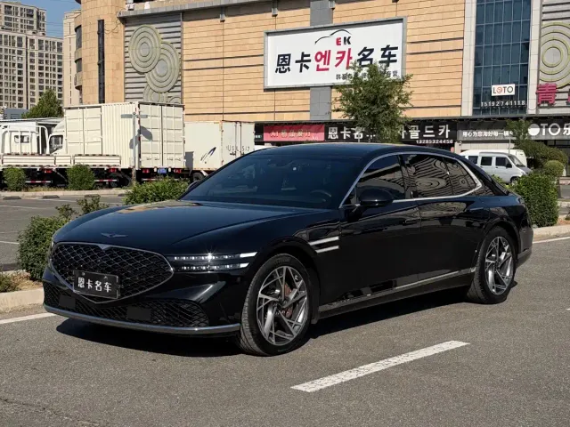 Фотография автомобиля — Genesis G90