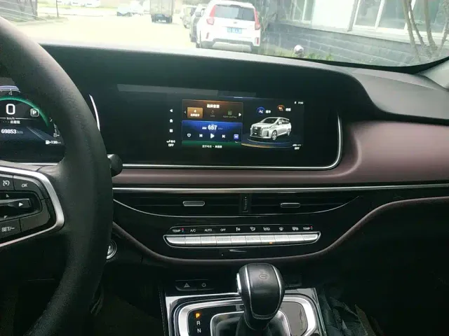 GAC Trumpchi M6 — Фото автомобиля 8