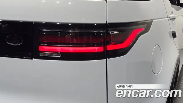 Land Rover Discovery — Фото автомобиля 7