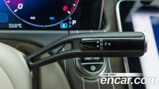 Mercedes-Benz E-Class — Фото автомобиля 9