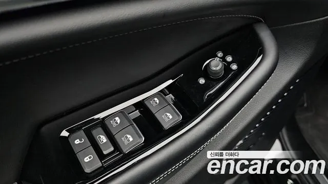 Jeep Cherokee — Фото автомобиля 28