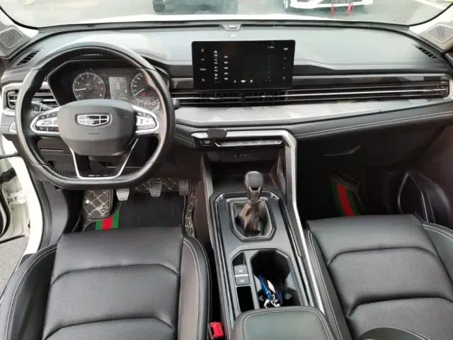Geely Vision X6 — Фото автомобиля 9