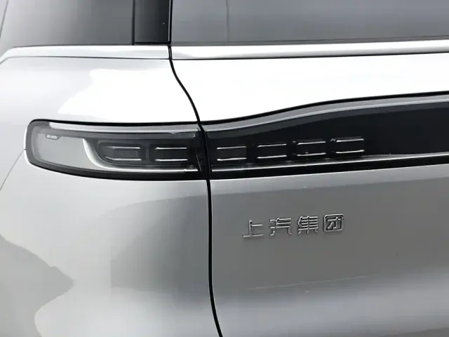 IM Motors LS9 — Фото автомобиля 7