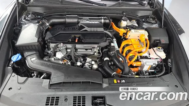 Hyundai Grandeur GN7 — Фото автомобиля 9