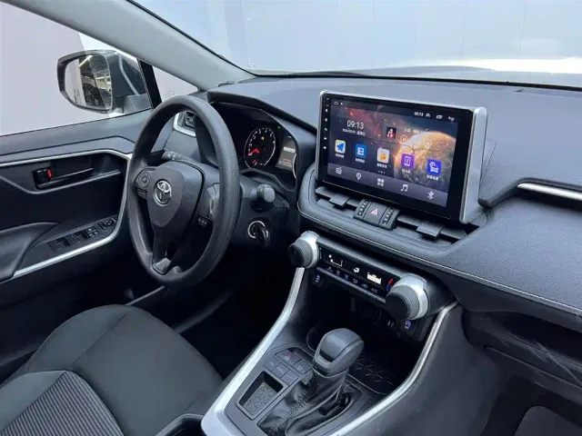 Toyota Wildlander — Фото автомобиля 19
