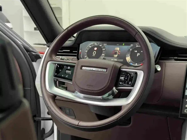 Land Rover Range Rover — Фото автомобиля 14