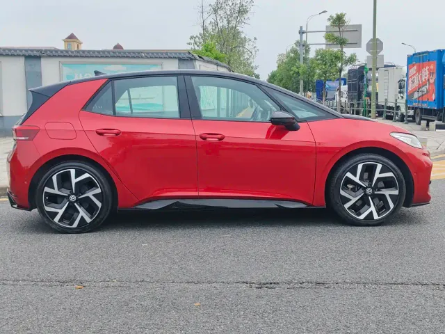Volkswagen ID.3 — Фото автомобиля 7