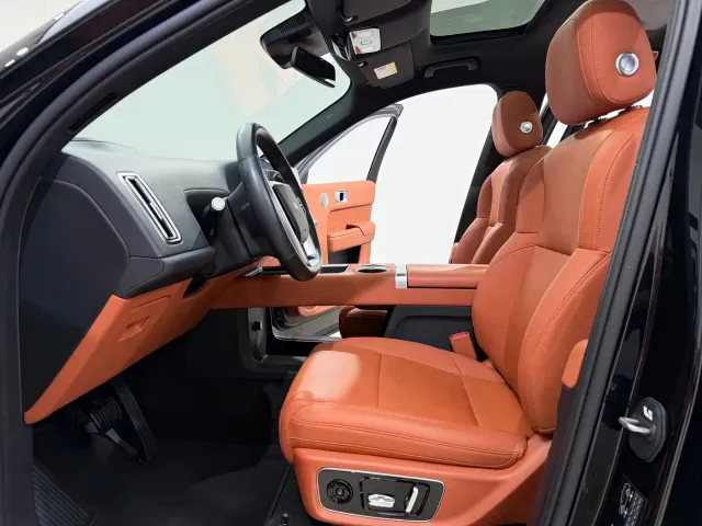 Li Auto L9 — Фото автомобиля 9
