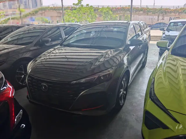 Фотография автомобиля — Changan Eado