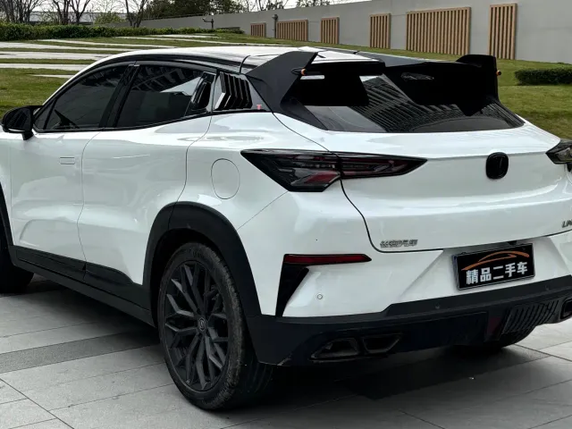 Changan UNI-T — Фото автомобиля 17