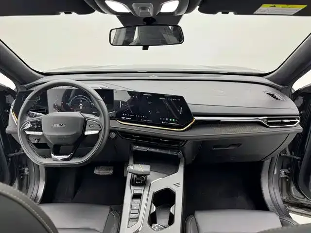 Changan X5 Plus — Фото автомобиля 3