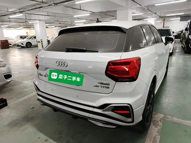 Audi Q2L — Фото автомобиля 6