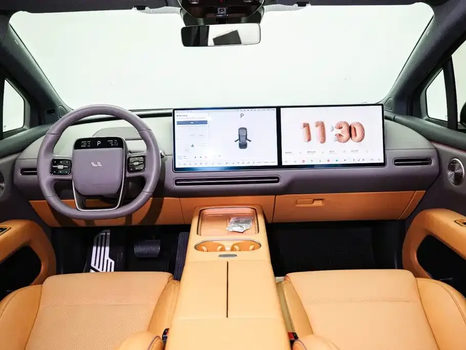 Li Auto Li Auto i6 2025 2WD Base Model — Фото автомобиля 12