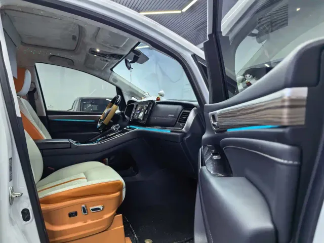 GAC Trumpchi M8 — Фото автомобиля 7