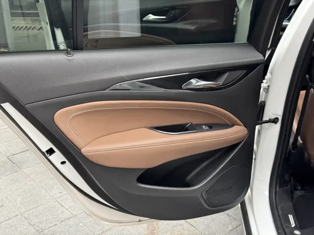 Buick Regal — Фото автомобиля 15