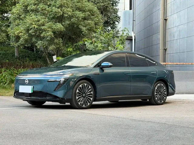 Фотография автомобиля — Nissan N7