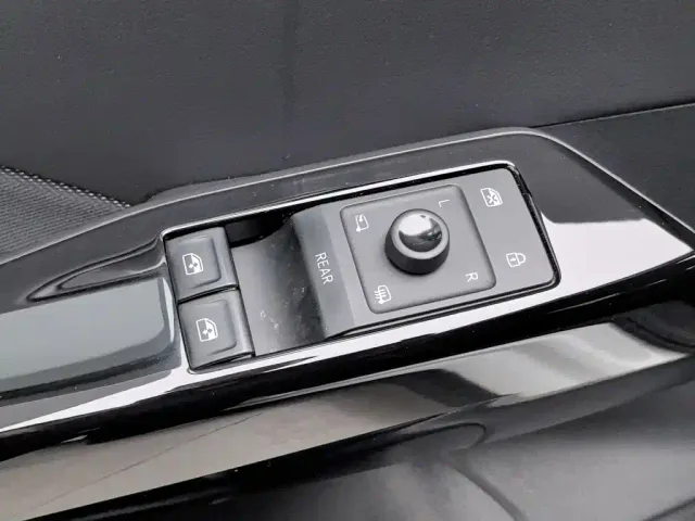 Volkswagen ID.3 — Фото автомобиля 9