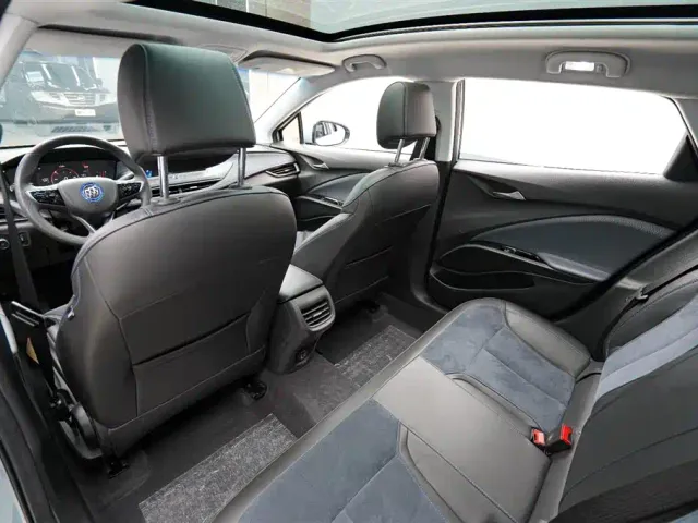 Buick Velite 6 — Фото автомобиля 12
