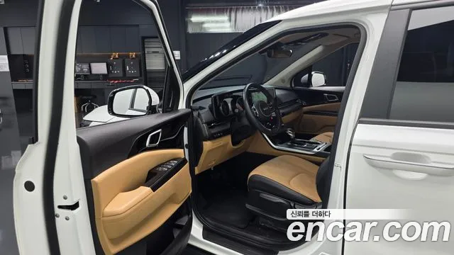 Kia Canival Carnival 4 поколение Дизель 9 мест Prestige — Фото автомобиля 9