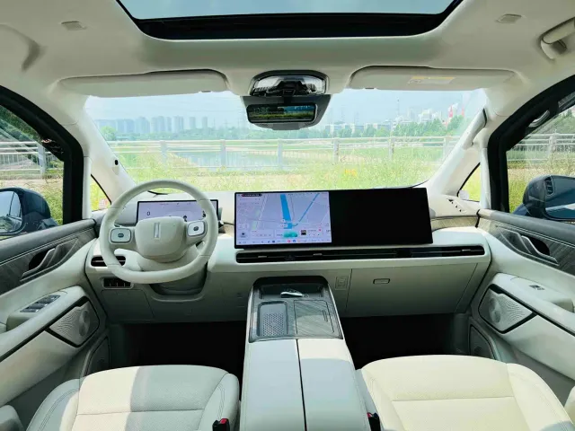 Wey Alpine — Фото автомобиля 5