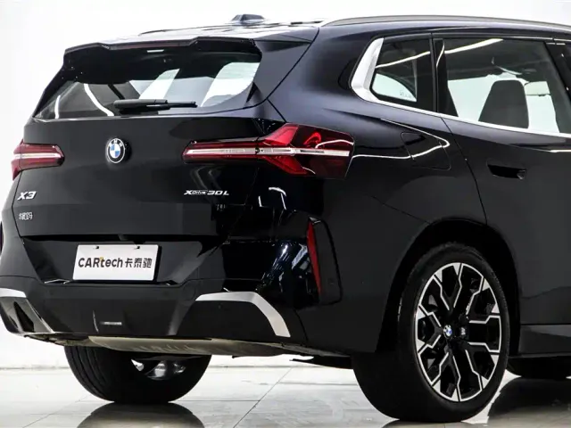 BMW X3 — Фото автомобиля 9