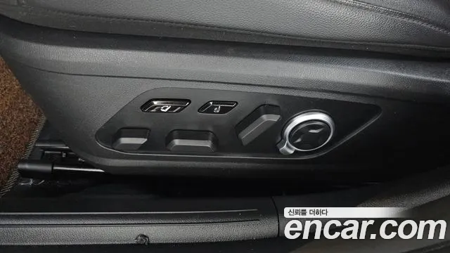 Hyundai Grandeur Grandeur (GN7) 3.5 LPG 2WD (Такси) — Фото автомобиля 23