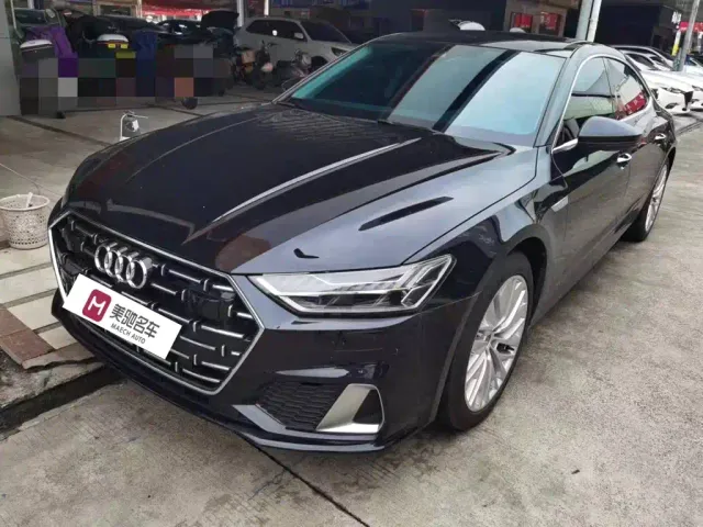 Фотография автомобиля — Audi A7L
