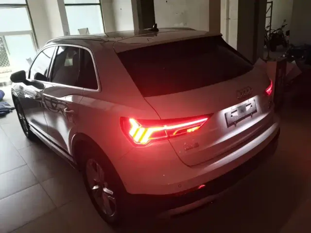 Audi Audi Q3 2022 35 TFSI Fashion Elegance — Фото автомобиля 4