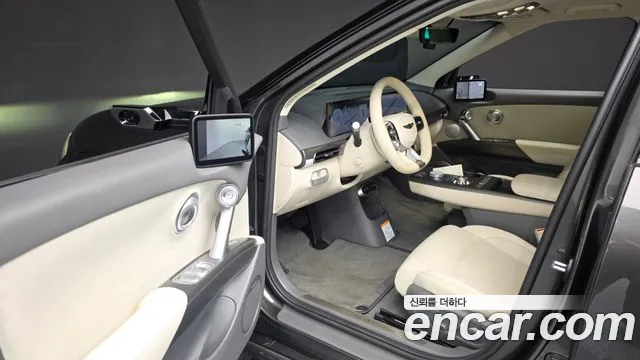 Genesis GV60 — Фото автомобиля 9