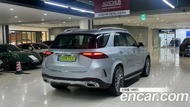 Mercedes-Benz GLE-Class — Фото автомобиля 3