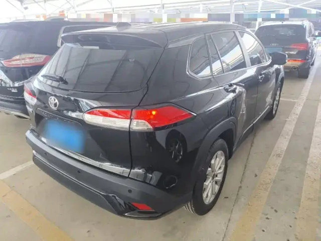 Toyota Frontlander — Фото автомобиля 6