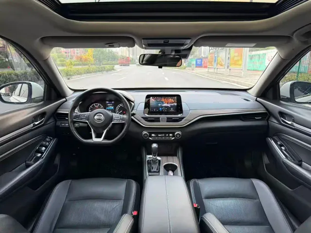 Nissan Teana — Фото автомобиля 5