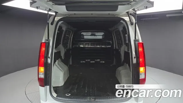 Hyundai Staria Staria L3.5 Карго 3 места — Фото автомобиля 28