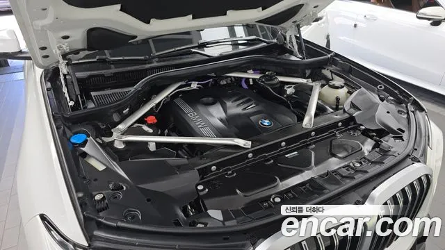 BMW X7 — Фото автомобиля 6