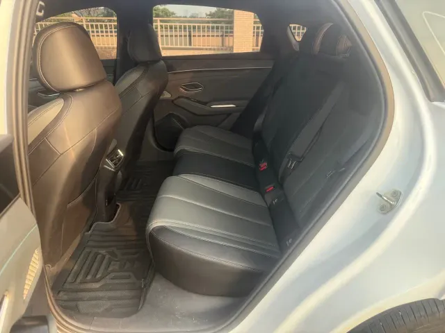BYD Qin L — Фото автомобиля 10