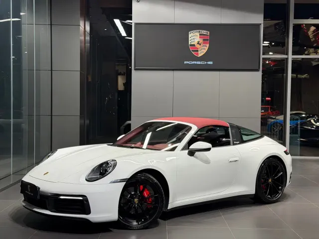 Фотография автомобиля — Porsche 911