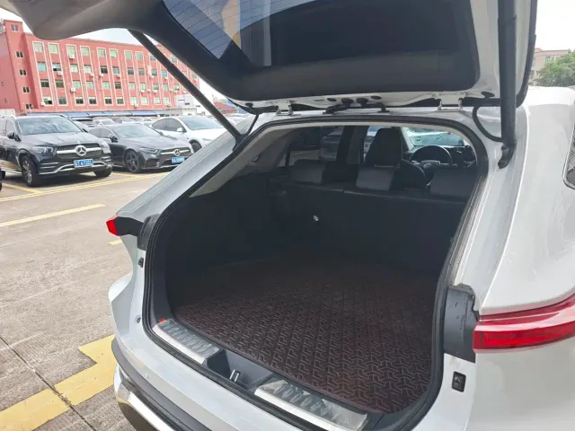 Toyota Harrier — Фото автомобиля 16