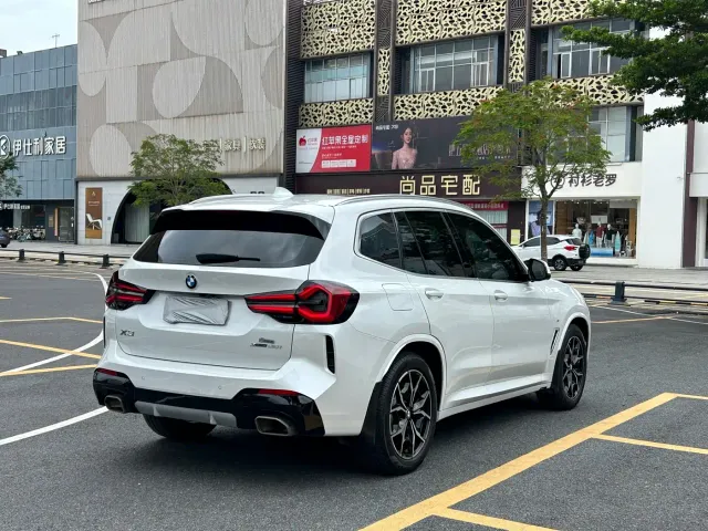 BMW X3 — Фото автомобиля 10