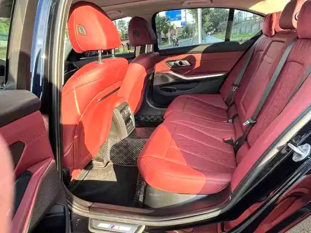 BMW 3 Series — Фото автомобиля 4