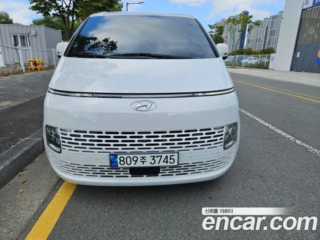 Hyundai Staria — Фото автомобиля 3