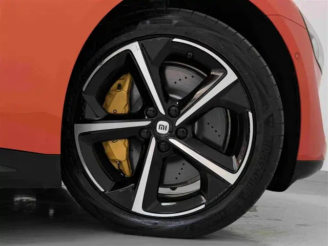 Xiaomi SU7 — Фото автомобиля 20