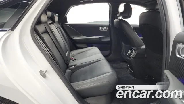Hyundai Ioniq 6 — Фото автомобиля 17